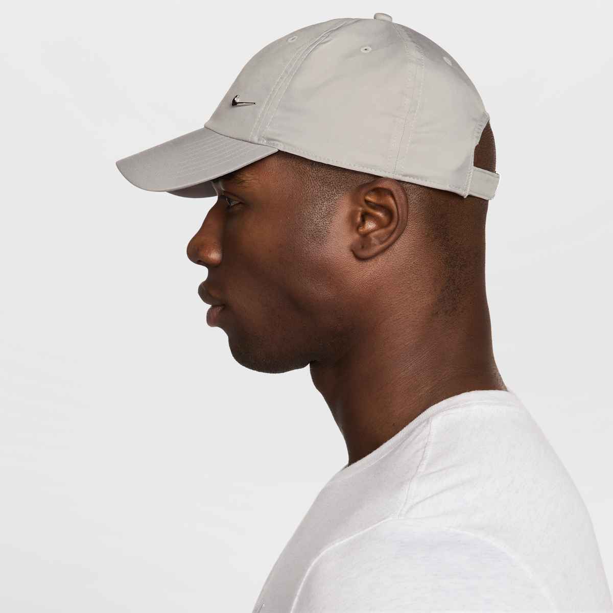 Nike Dri-FIT Club Unstructured Metal Swoosh Cap (FB5372-009) - Image 2
